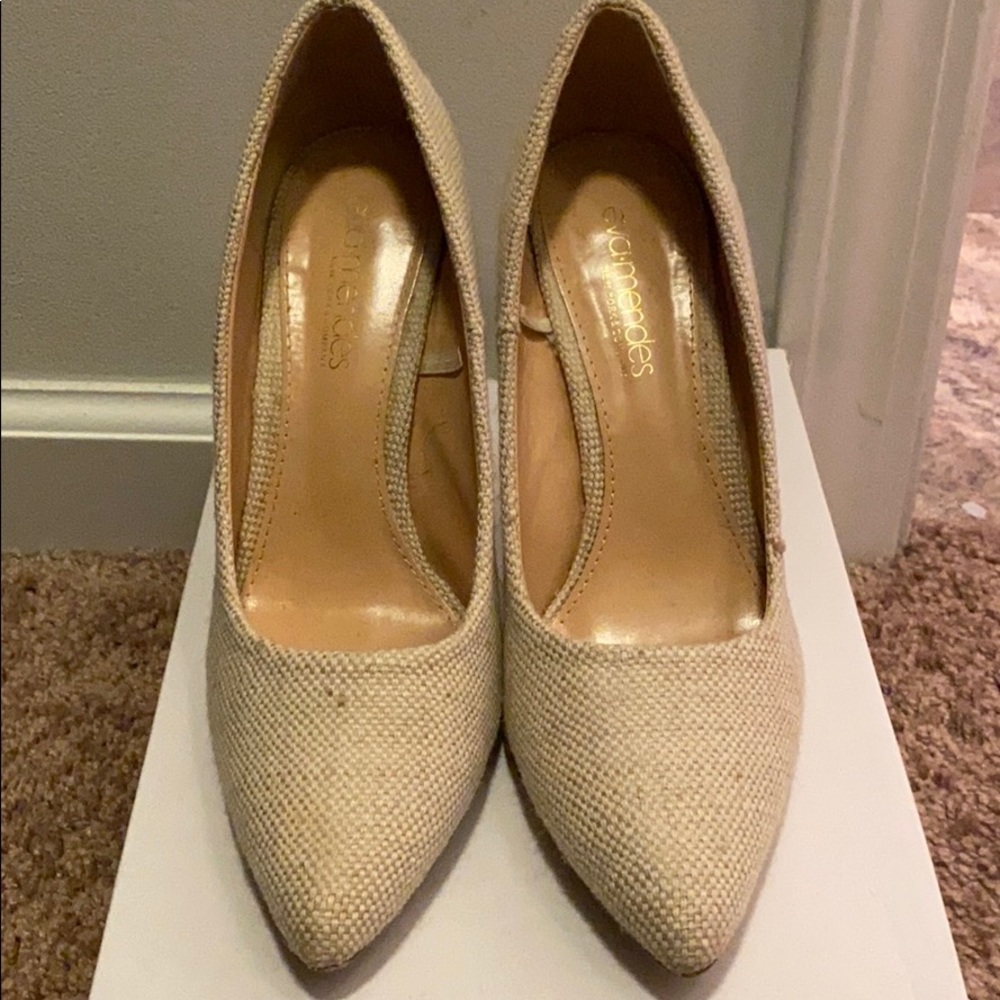 New York and Company Eva Mendez Tweed Pumps